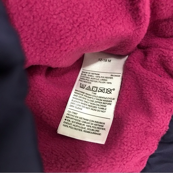 Old Navy Purple Quilted Hooded Puffer Jacket Size 12-18 M NEW Frost Free - Picture 3 of 4